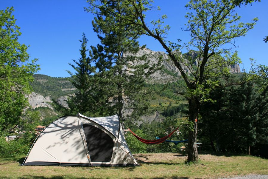 Camping les Noyers à Orpierre - © Camping des Princes d'Orange