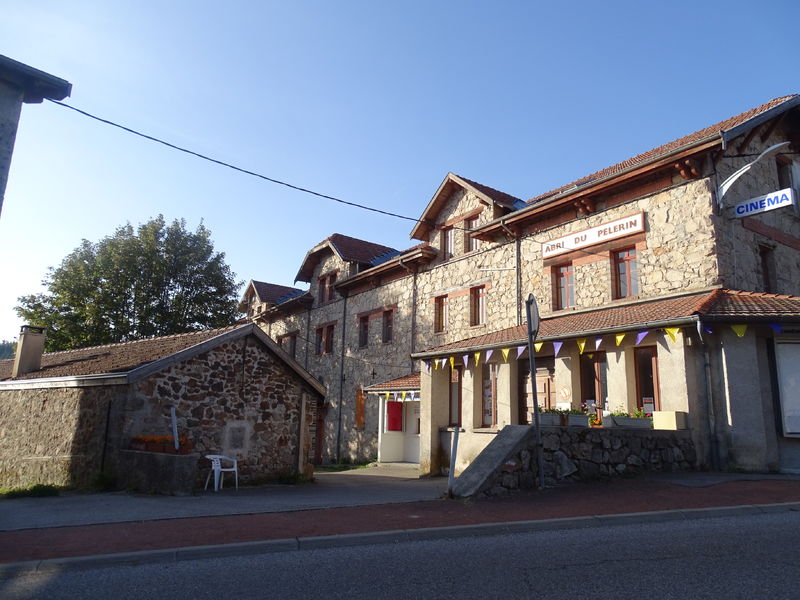 Gîte détape lAbri du Pèlerin (Lalouvesc,Ardèche), Grou