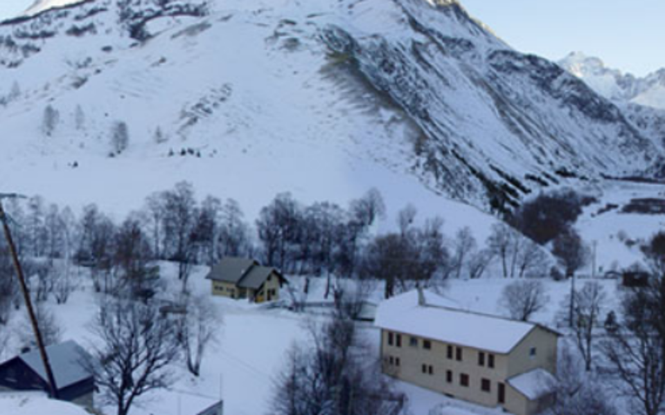 Vue hivernale - © @ChaletduCombeynot Vue hivernale - © @ChaletduCombeynot