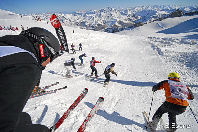 C'est parti pour une belle descente! - © @BBoone Derby de la Meije - La Grave - © @BBoone