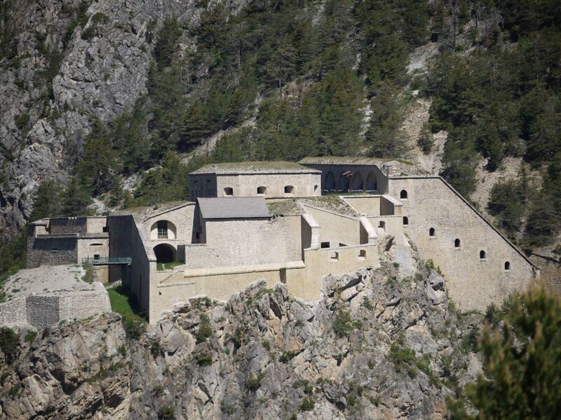 Le fort - © Ville de Briançon - Service du Patrimoine Fort des Salettes - © Ville de Briançon - Service du Patrimoine
