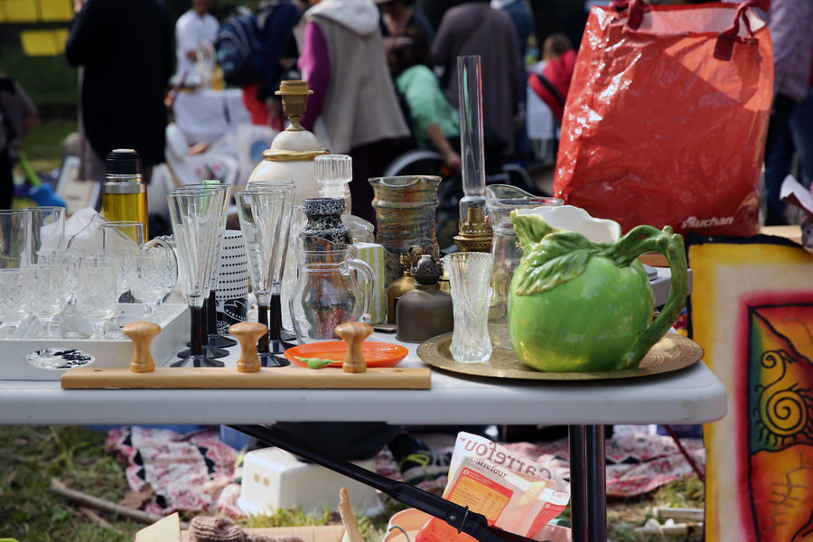 Vide-grenier - Rocher