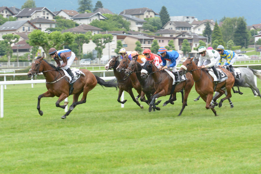 hippodrome-aixlesbainsrivieradesalpes-course