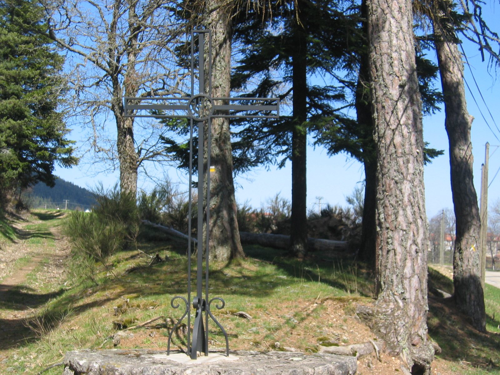 Croix des Combeaux (Lalouvesc,Ardèche), Site et monument hi