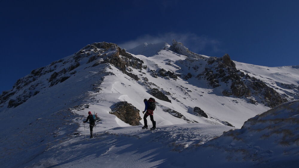 En raquette alpine vers les 3 Évêchés. - © Paulo Grobel raquette-PG-A.jpg - © Paulo Grobel