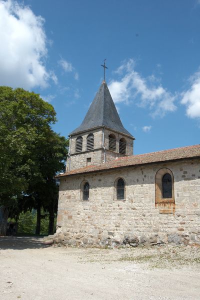 Eglise (Saint-Pierre-sur-Doux,Ardèche), Site et monument hi