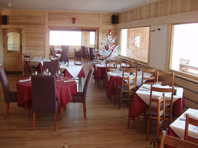 Salle de restaurant du Bistrot de l'Alpen