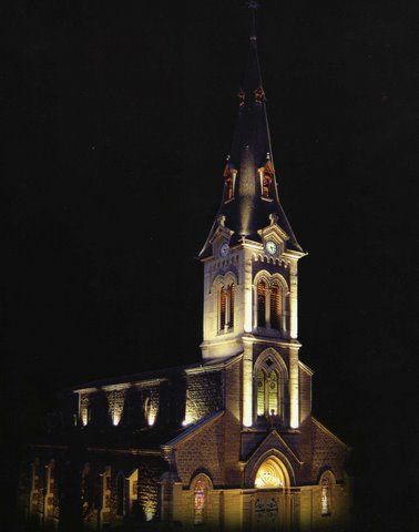 Eglise du Perréon de nuit