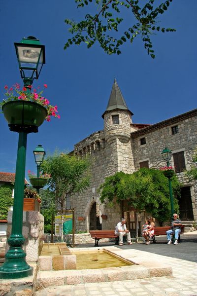 Porte du Bourg de l'Homme