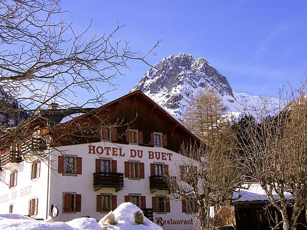 Hôtel du Buet vue extérieure hiver