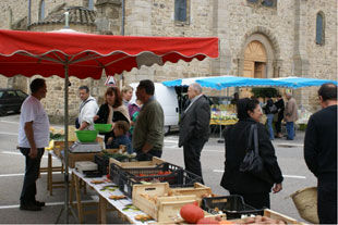 Marché de Peaugres