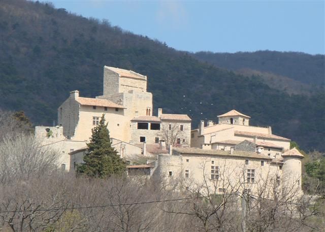 Le Poët Laval