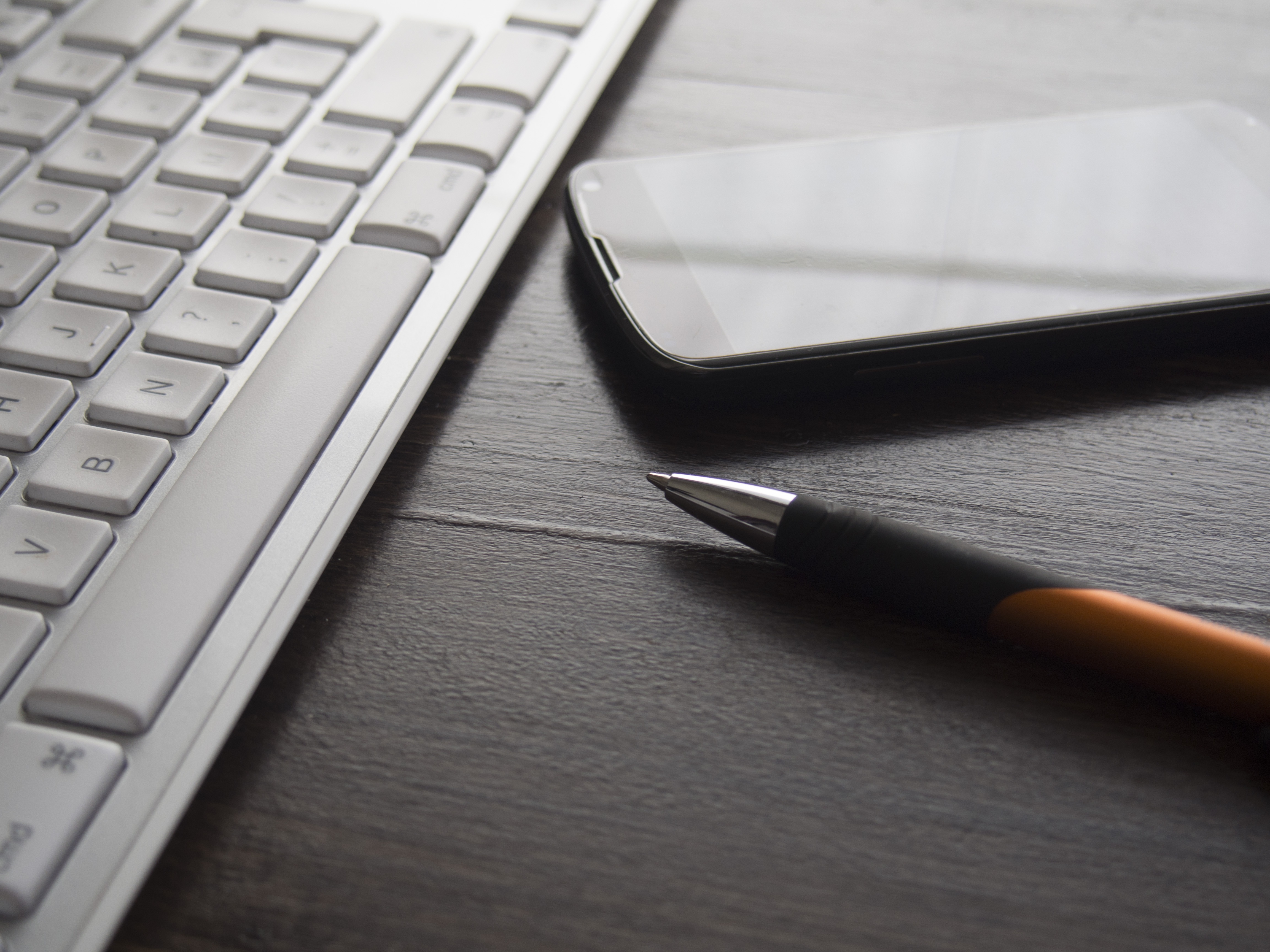 computer-smartphone-writing-work-keyboard-technology-854898-pxhere.com