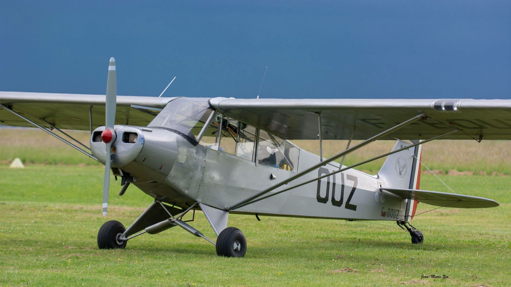 Avion
