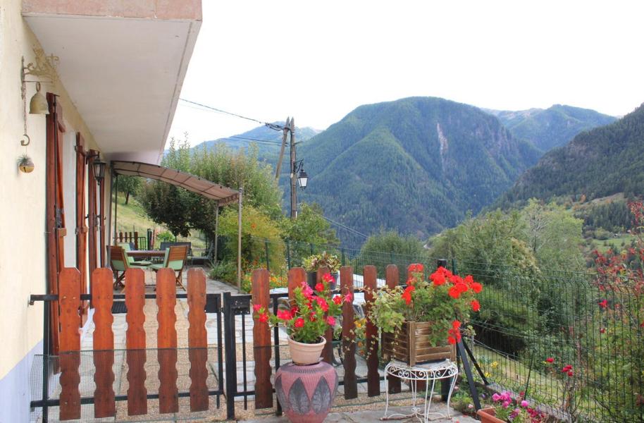 Gîte L'Aubépine de Douans-Terrasse-Saint-Étienne-de-Tinée-Gîtes de France des Alpes-Maritimes