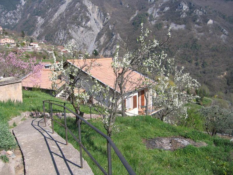 Gîte du Colombier-Accès au gîte-Belvédère-Gîtes de France des Alpes-Maritimes