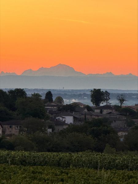 Aire de camping-cars chez le producteur_Villié-Morgon