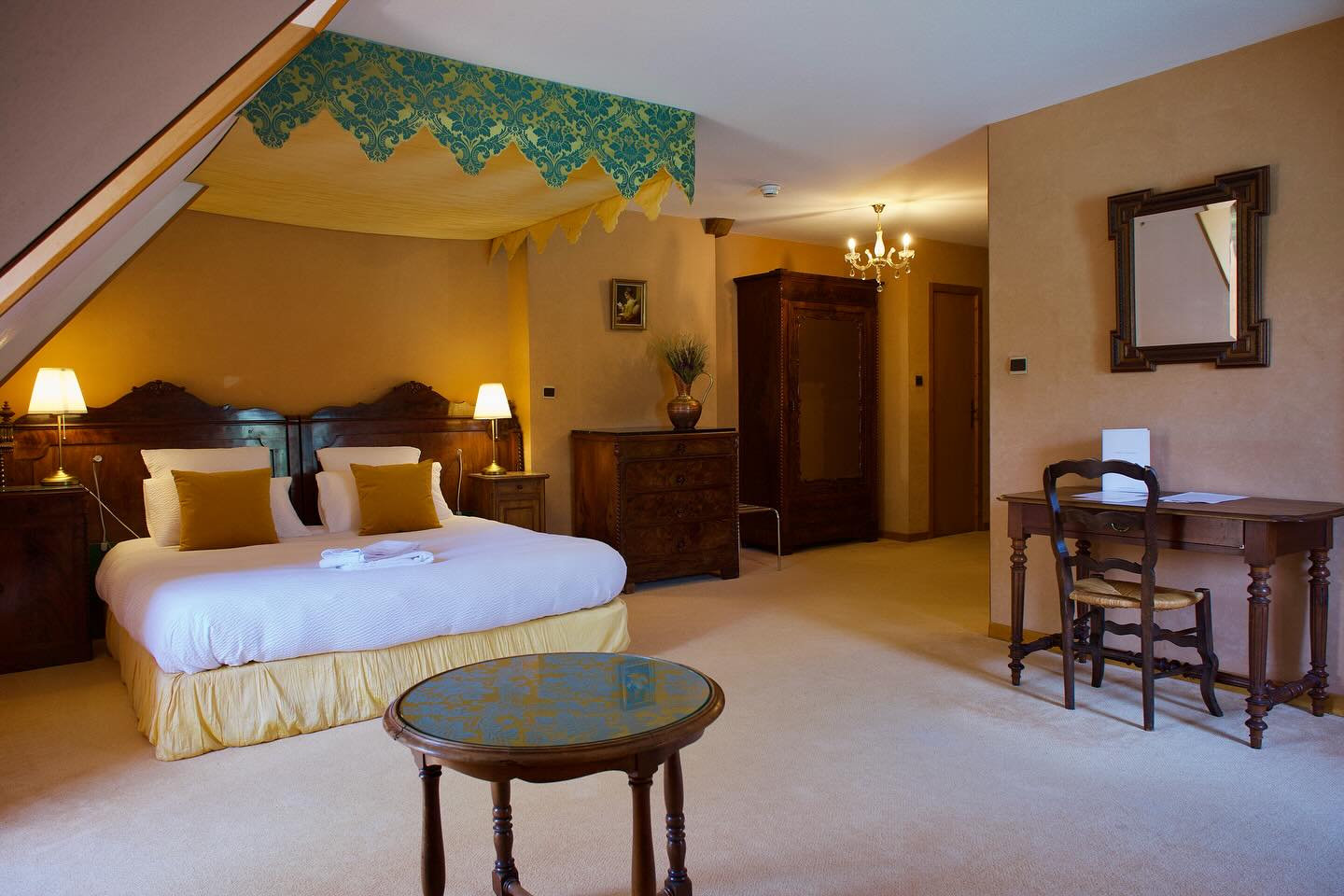 Happy Shelter Château d'Herbelon_Treffort