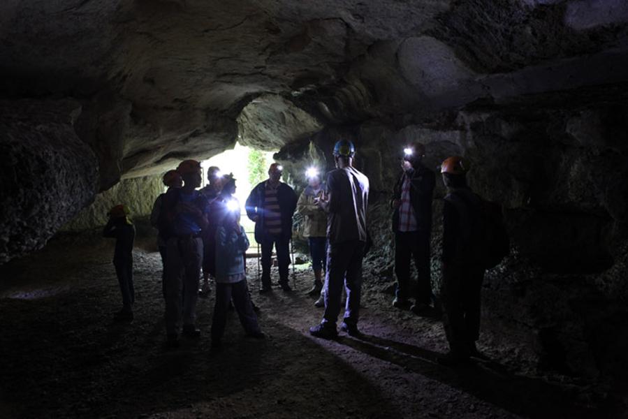 Grotte et reculée de Corveissiat