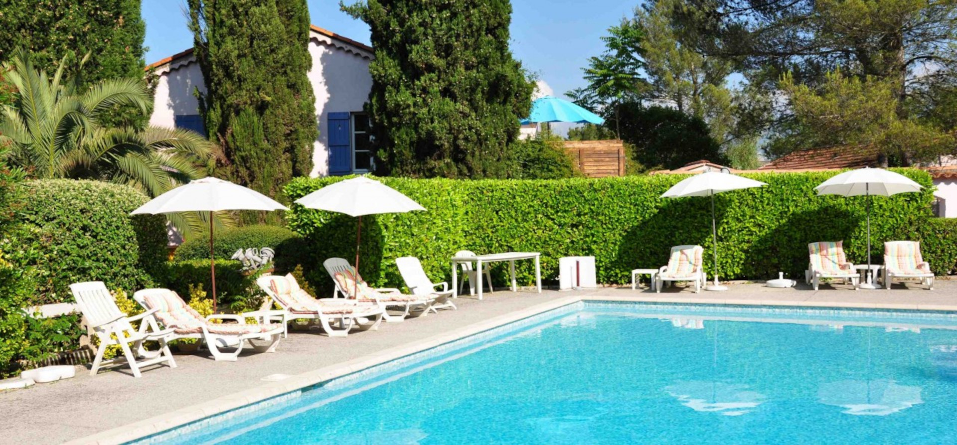 Piscine hôtel les Liserons de Mougins