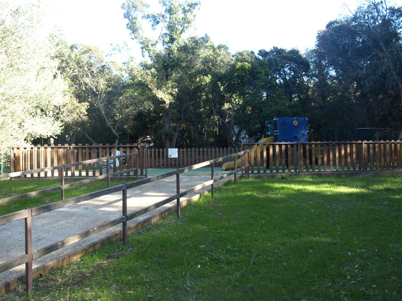 Aire de jeux au Jardin Zoologique Tropical à La Londe les Maures