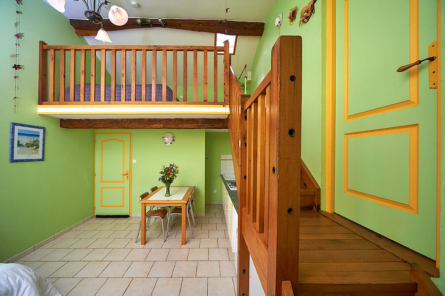 CHARVET Armand - Studio 1 La Feuillette