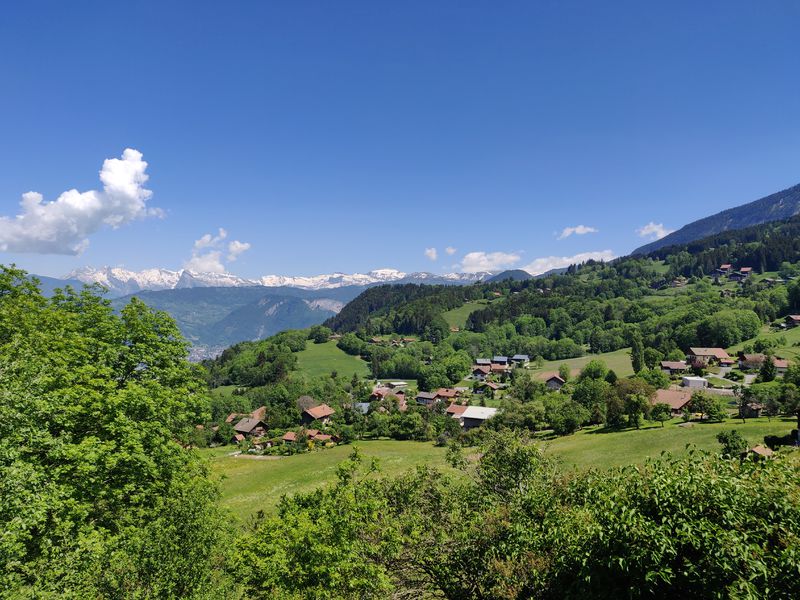 Vue sur la chaîne du Mont-Blanc