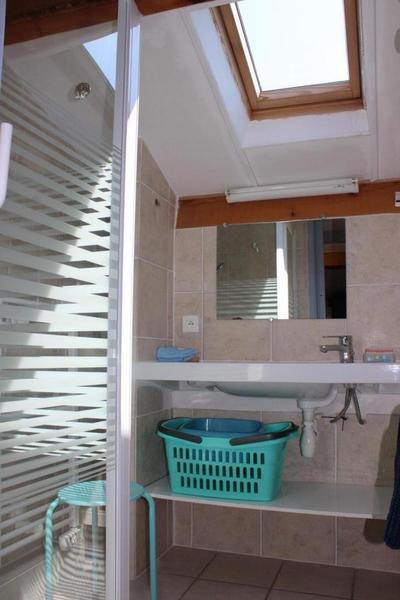 Gîte Chez José-Salle d'eau-Belvédère-Gîtes de France des Alpes-Maritimes