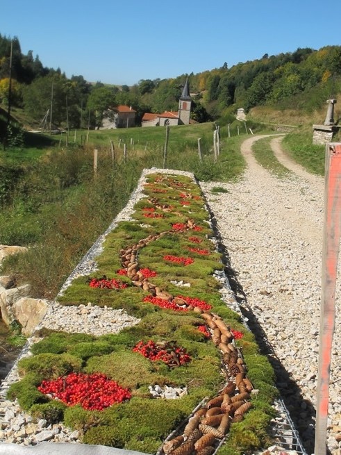 journées Européennes du Patrimoine:  Clavas: Un trésor du patrimoine : land art à Clavas