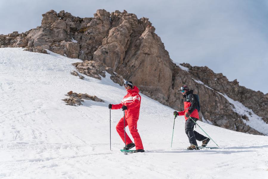 Sneeuwschoenwandeling van ontdekking tot 's nachts