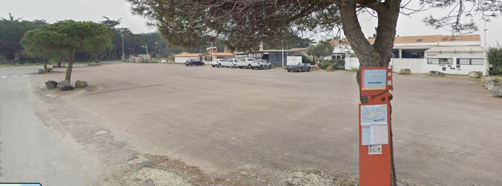 Parking du Port du Douhet