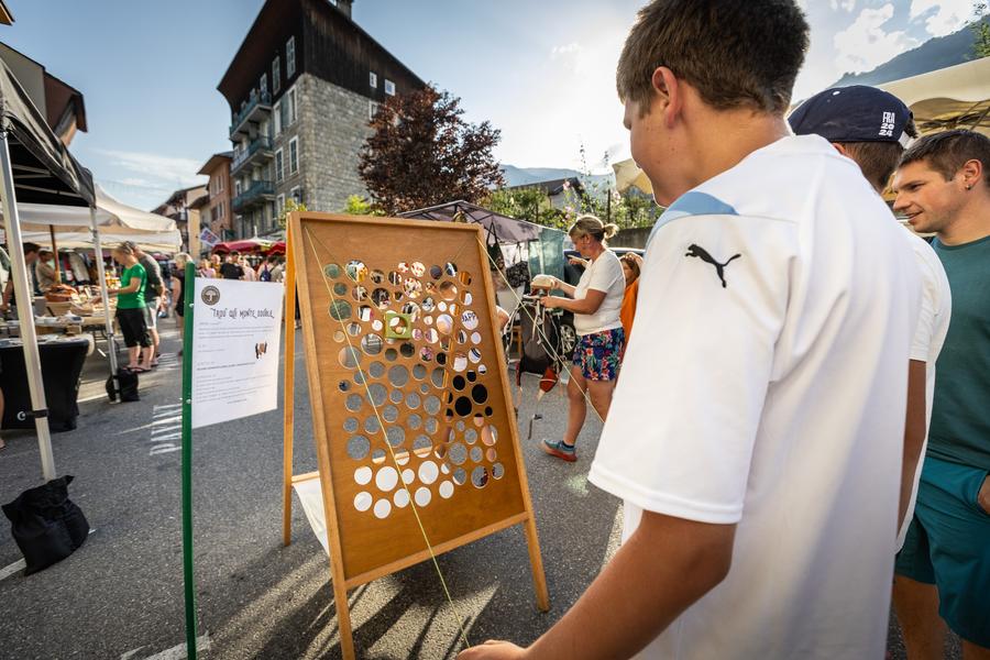 Le marché des producteurs et artisans_Bourg-Saint-Maurice