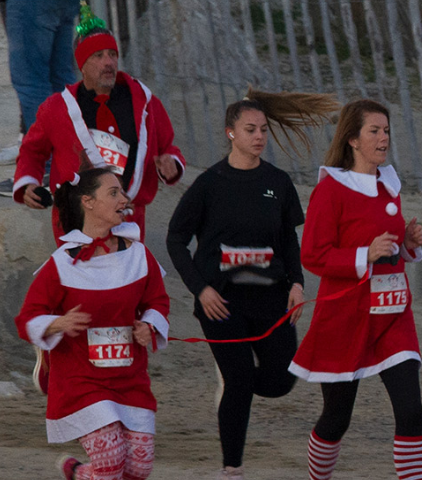 LA RONDE DES PERES NOEL_Cavalaire-sur-Mer