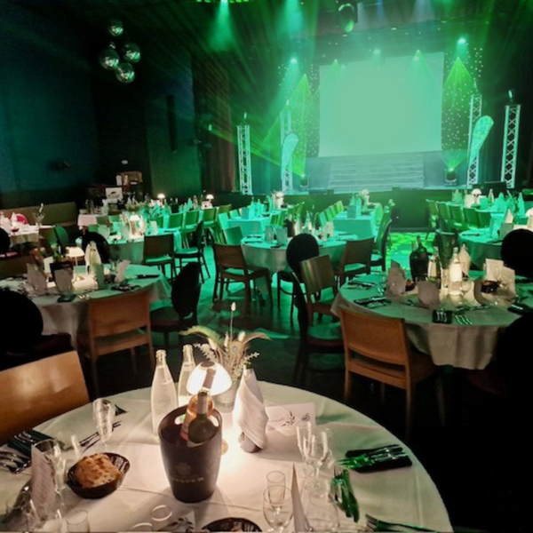 Dîner Spectacle Salle L'Entrepôt
