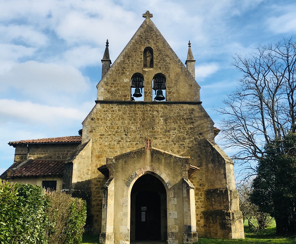 Eglise Miramont Latour