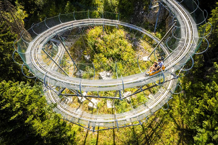 Descente en luge sur rails_Mijoux