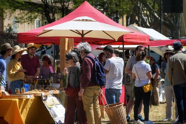 Marché de Jouques — photo 2