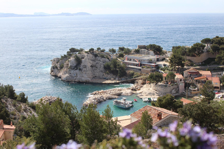 vue générale sur Niolon