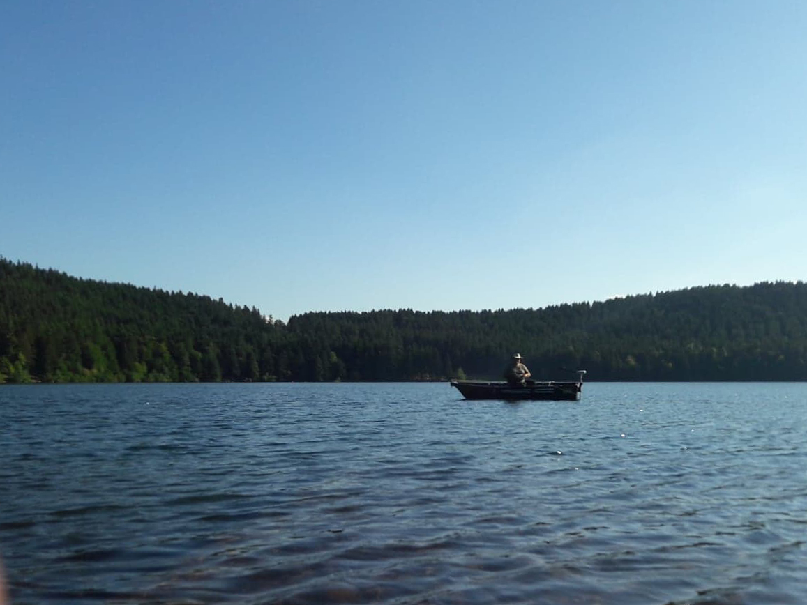 Pêche en bateau | Lac du Bouchet