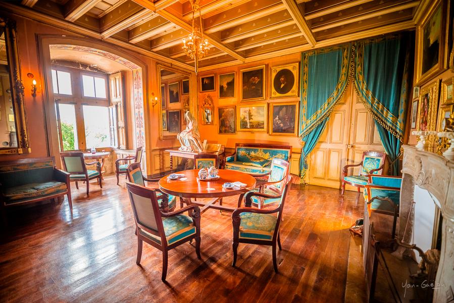 Domaine et Château de Montrottier