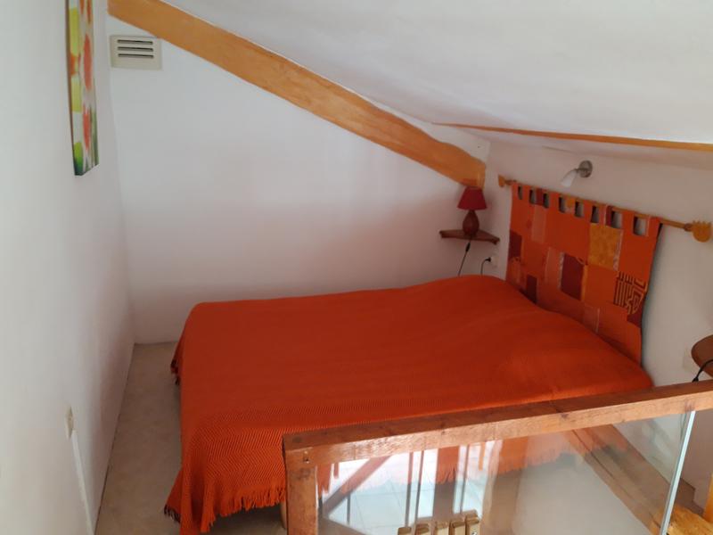 Couchage en mezzanine (lit double)