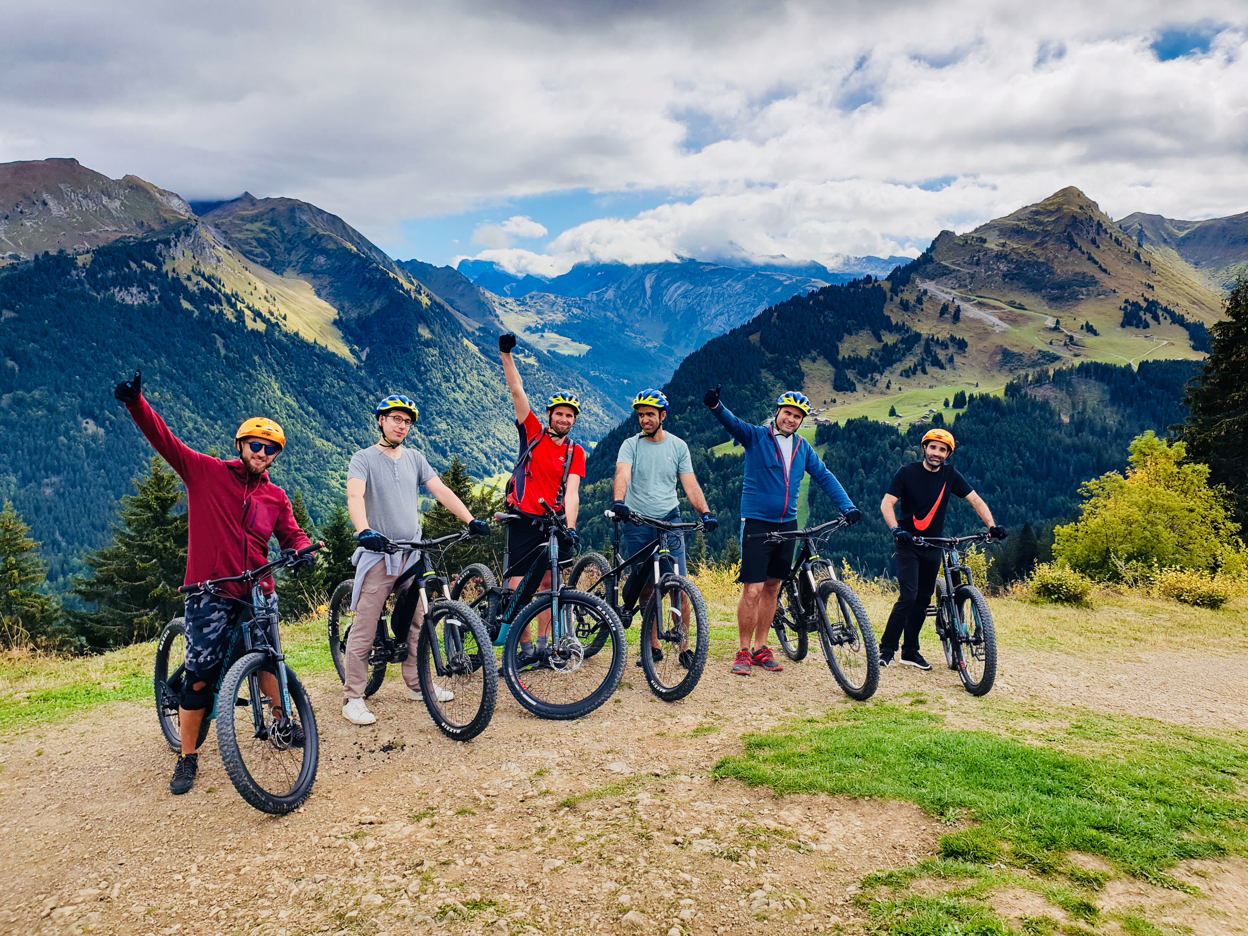 Introduction to / supervision of mountain biking