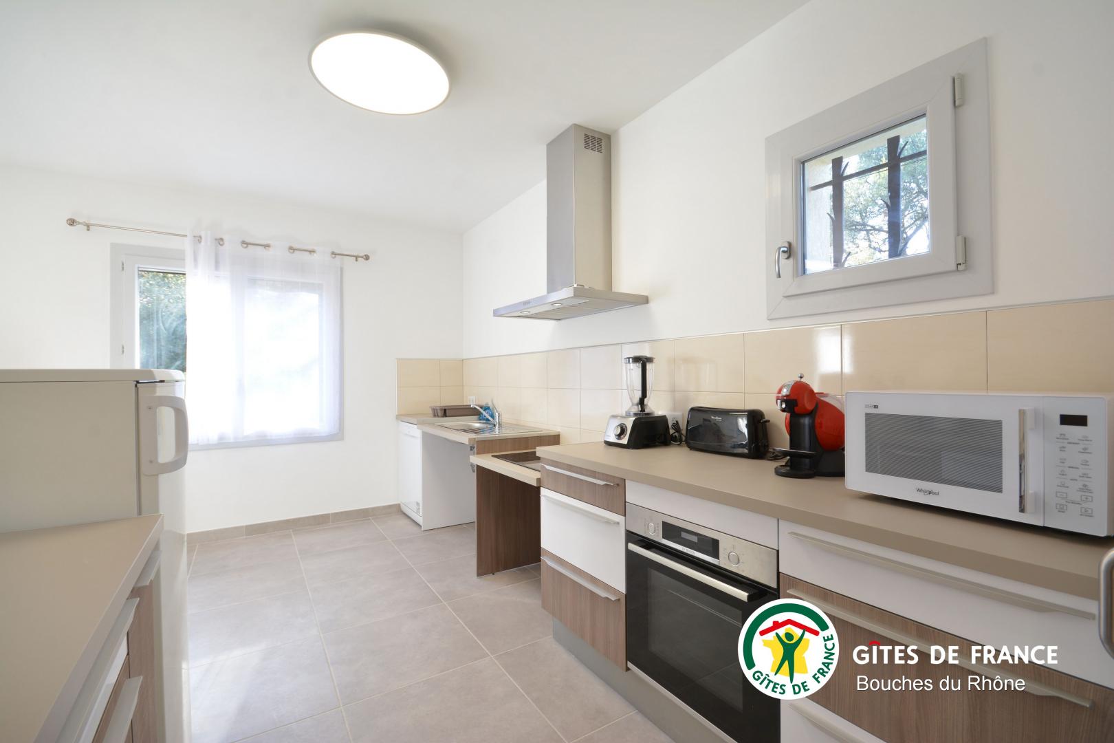 Manon, Lamanon - photo 9