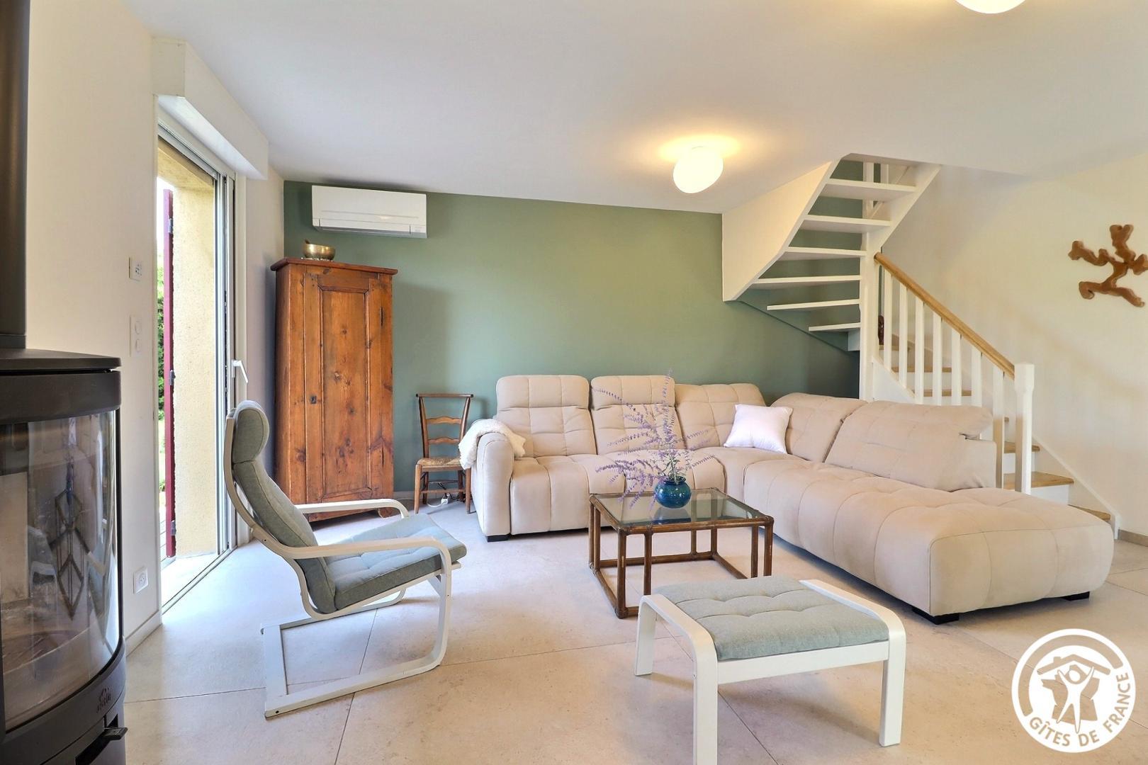 Ô Cairn, Eyragues - photo 15