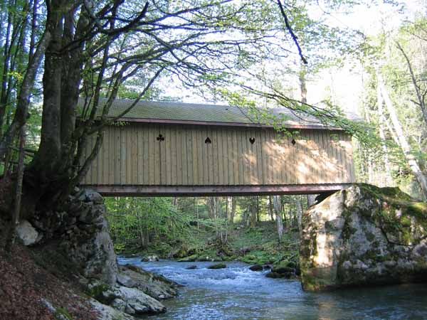 Le Pont couvert