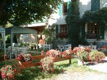 jardin de l'hotel du Verdon à Beauvezer