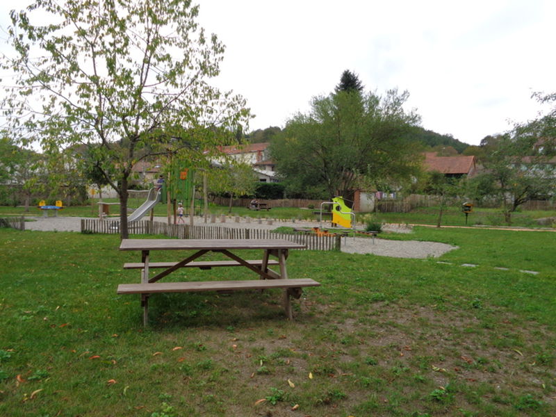 Aire de pique-nique - Pontaumur