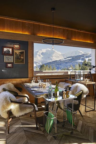 Salle de restaurant à l'Alpen Valley