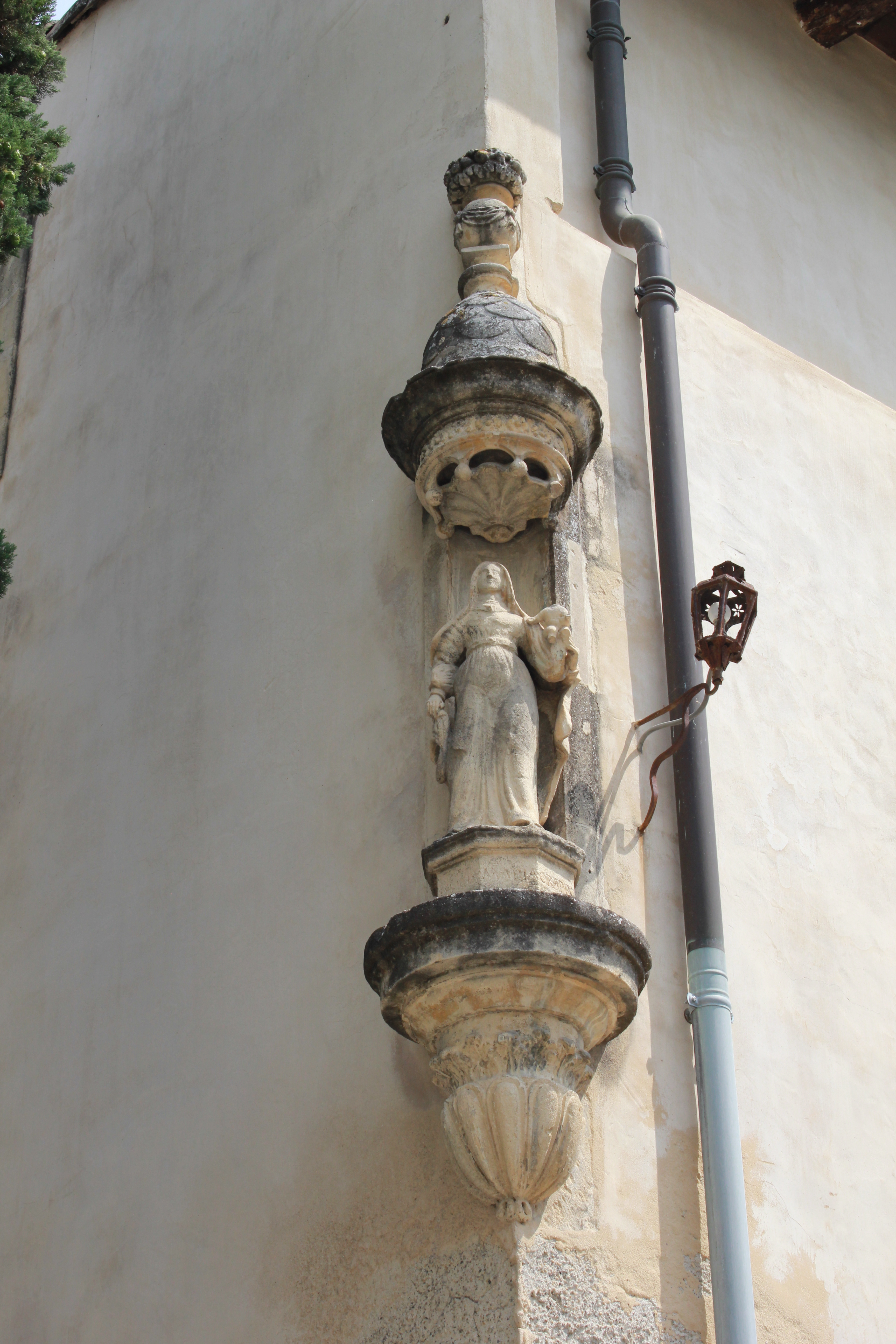 Niches urbaines de Maillane