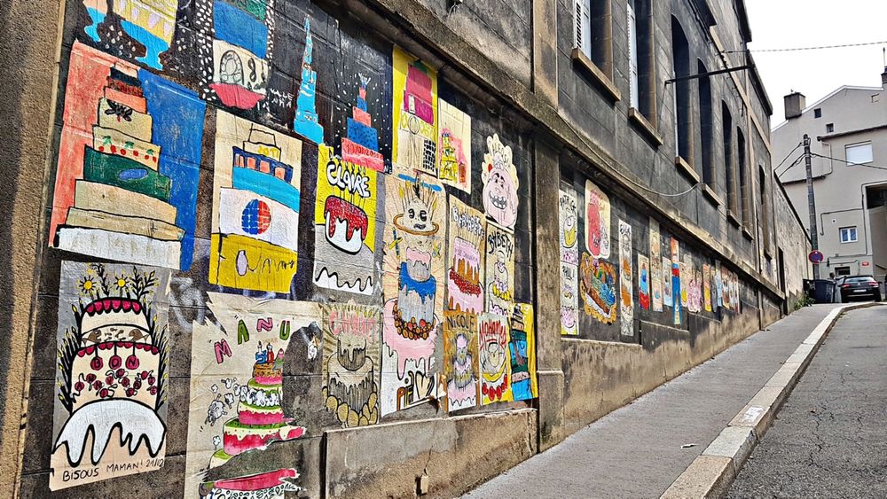 Rue des Gâteau, graff Ella et Pitr